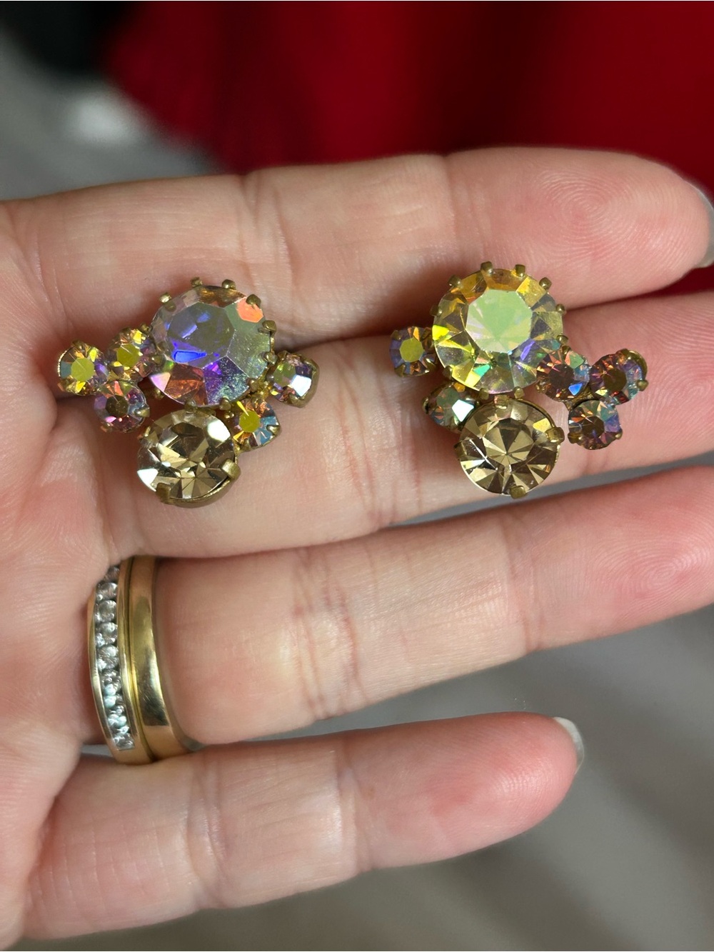 4/$100 Aurora Crystal TRIAD Stud brass Earrings - Gold Tone